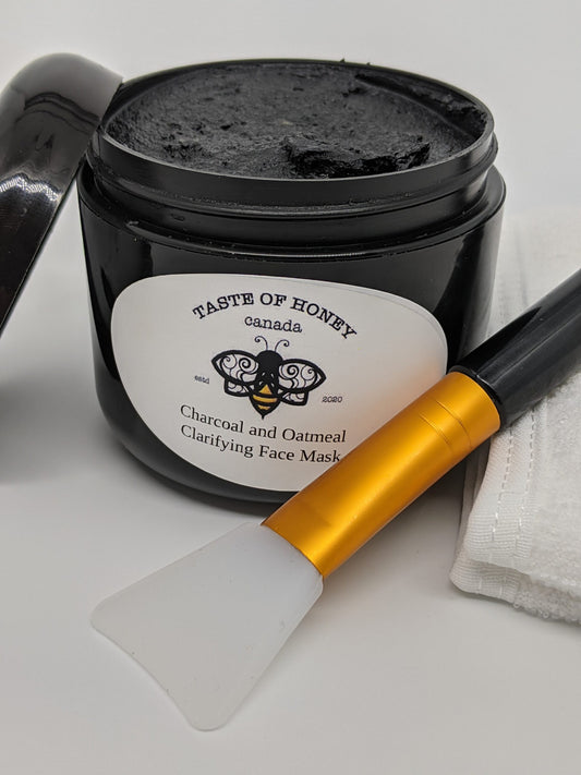 Charcoal and Oatmeal Clarifying Mask